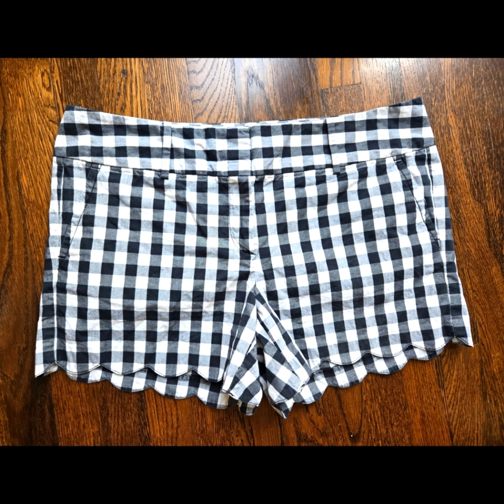 Gingham‎ Scallop Edge Shorts Ann Taylor Size 12